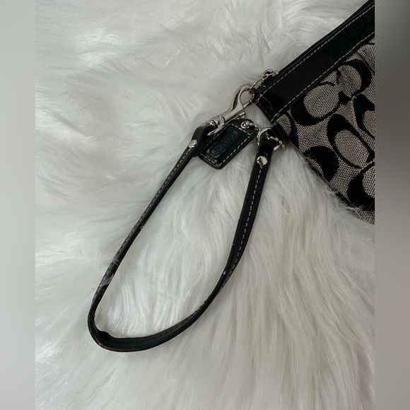 COACH Signature Hray/Black signature Wristlet - Picture 2 of 13